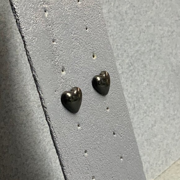 Puffy Heart Stud Earrings 0.5 In Silver Pierced Small Black Goth Punk Emo Retro - Picture 2 of 5